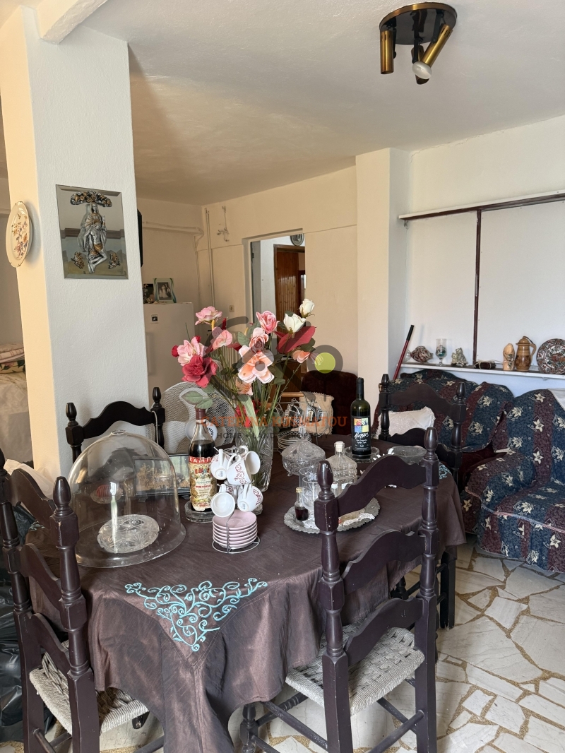 property-img